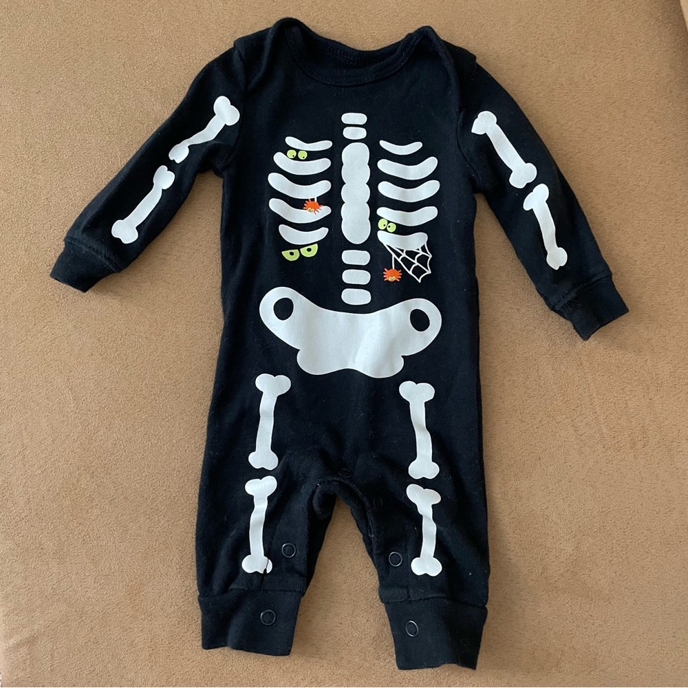 carter’s baby glow in the dark halloween skeleton jumpsuit